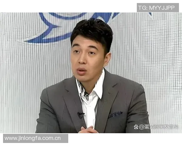 曾令旭点评杨瀚森首秀表现称其需时间适应国内篮球环境