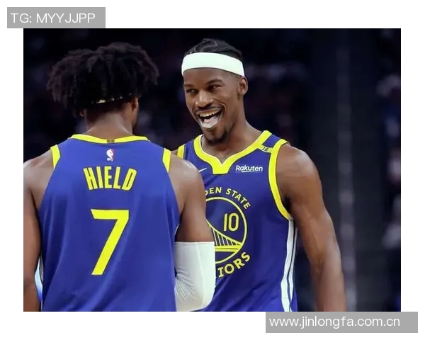 希尔德底角三分失手巴特勒无奈甩手表示不满 希尔德底角三分失手巴特勒无奈甩手表示不满