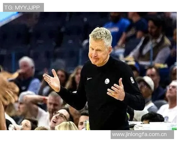 科尔确认继续小阵容首发追梦将担任中锋位置不变