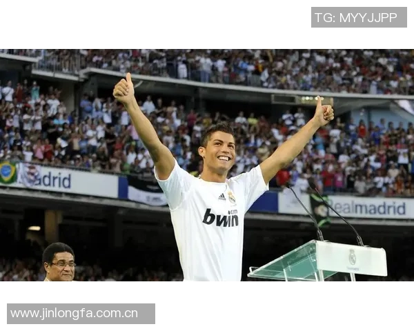 布雷迪幽默点评C罗雕像称其为史上最糟或将让雕塑家失业