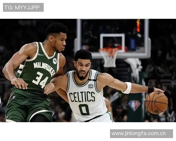 绿军记者惊叹湖勇对决中斯玛特与霍福德的奇妙对抗场景