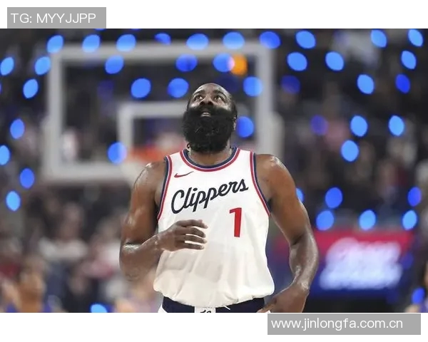 哈登全场30分7板7助表现出色带领球队取得胜利正负值高达22