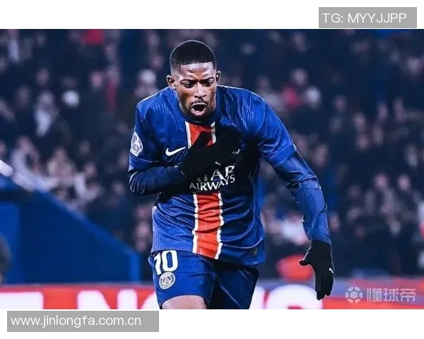 巴黎本轮法甲大名单公布登贝莱与K77领衔出战内维斯法比安因伤缺席 巴黎本轮法甲大名单公布登贝莱与K77领衔出战内维斯法比安因伤缺席