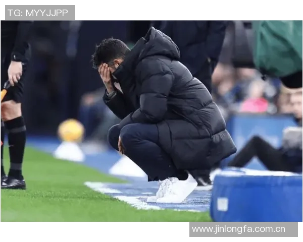 曼联前景堪忧齐尔克泽在阿莫林战术下难寻立足之地 曼联前景堪忧齐尔克泽在阿莫林战术下难寻立足之地