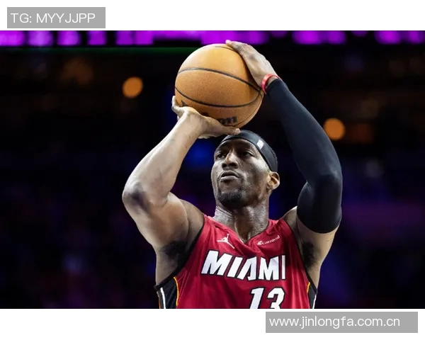 阿德巴约期待鲍威尔进化为全新得分机器展现个人魅力