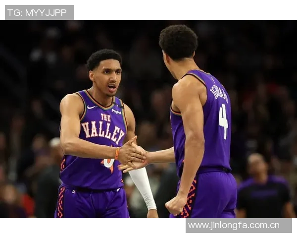 伊戈达罗表现出色22分钟内高效贡献12分3板3帽展现实力