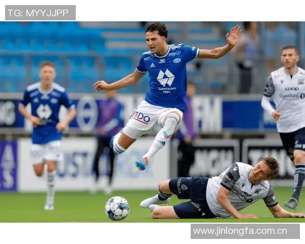 桑托斯在巴甲最后一轮以三球击败克鲁塞罗成功保级并获得南美杯资格 桑托斯在巴甲最后一轮以三球击败克鲁塞罗成功保级并获得南美杯资格