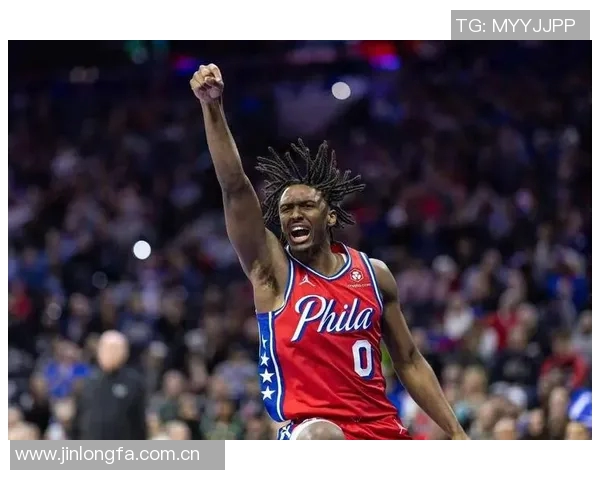 双铁后卫表现低迷马克西与麦凯恩投篮命中率惨淡引发热议