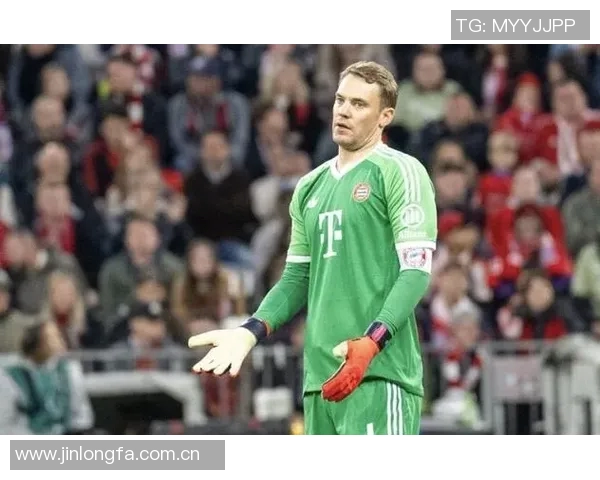 法尔克表示诺伊尔愿意为德国队回归参加世界杯争夺战