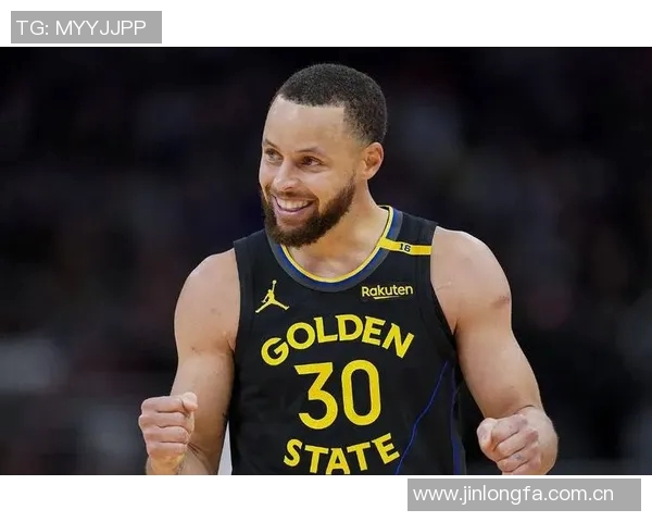 库里赛前训练穿TMac3s向麦迪致敬展现传奇球员的风范